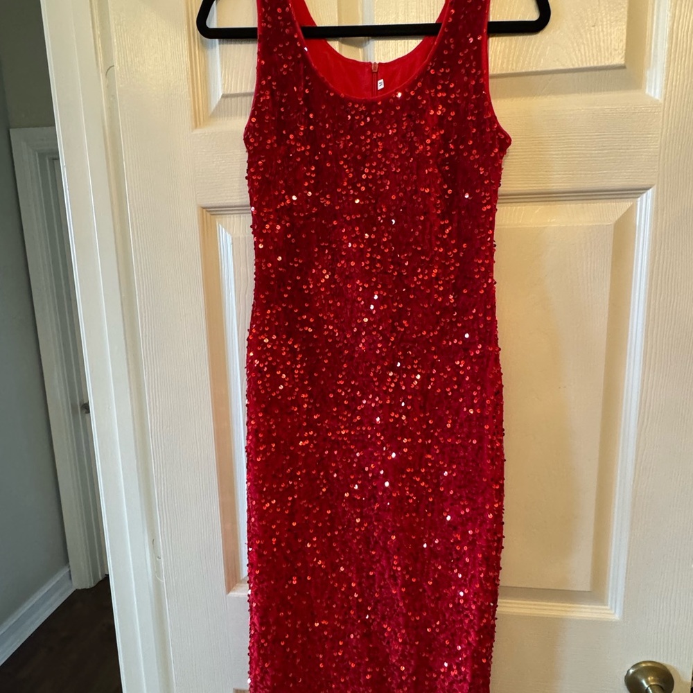 Elegant Red Sequin Dress